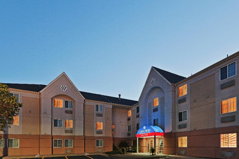 Sonesta Simply Suites Wichita Airport Exterior foto